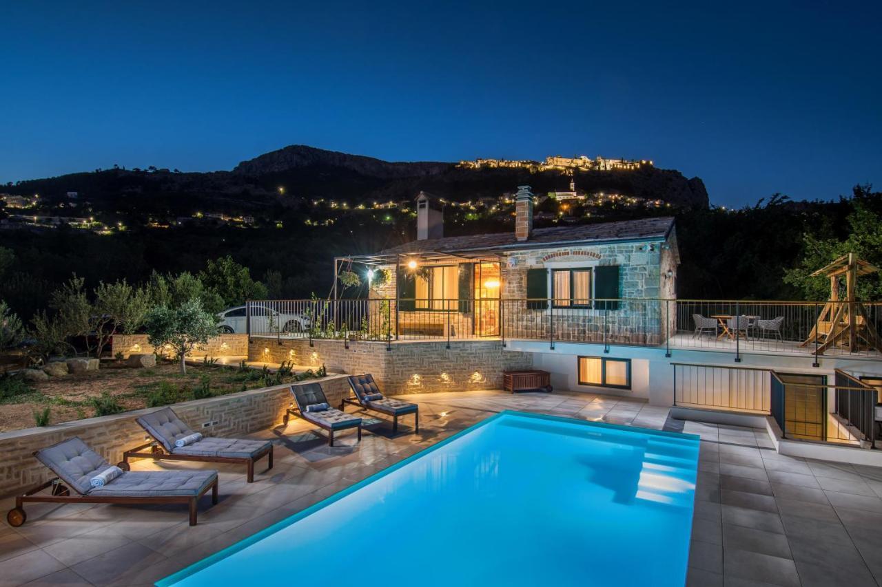 Villa Manda Korina Klis ภายนอก รูปภาพ