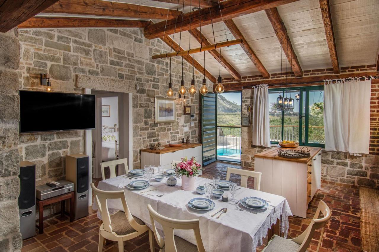Villa Manda Korina Klis ภายนอก รูปภาพ